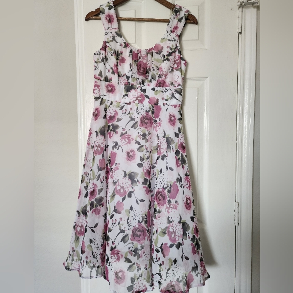 Connected Apparel Floral Midi Dress Size 6P
